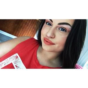 Meet your Posher, Lexy